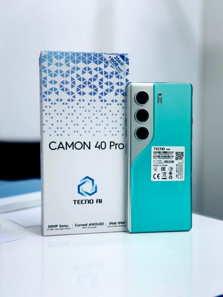 Camon 40 pro